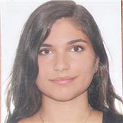 Profesora de Matemáticas imparte clases particulares a niños de primaria